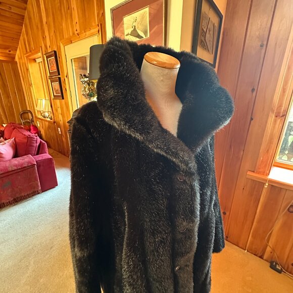 HILLMOOR ROYAL MINK Vintage Brown Faux Fur Coat – L/XL $8.00 - Picture 5 of 9